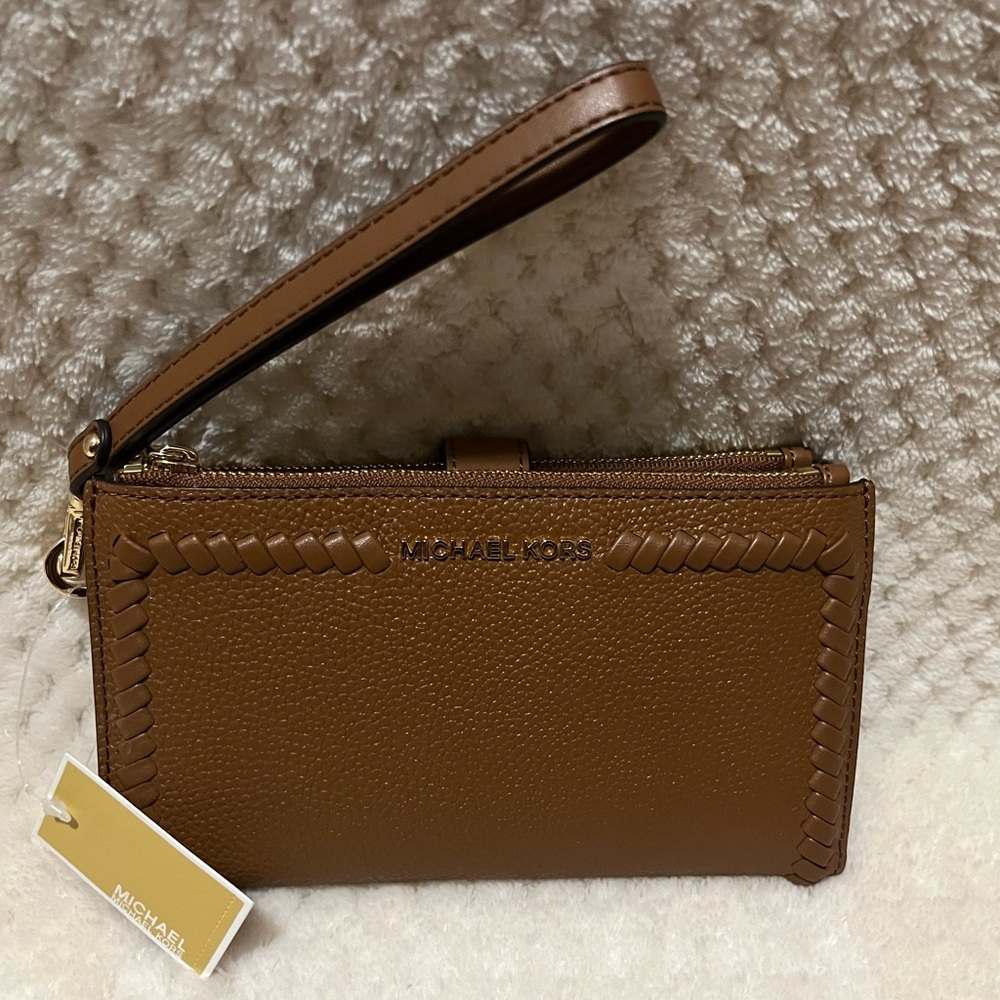 MICHAEL KORS JET SET MERCER PEBBLE LEATHER DOUBLE ZIP WRISTLET NWT!